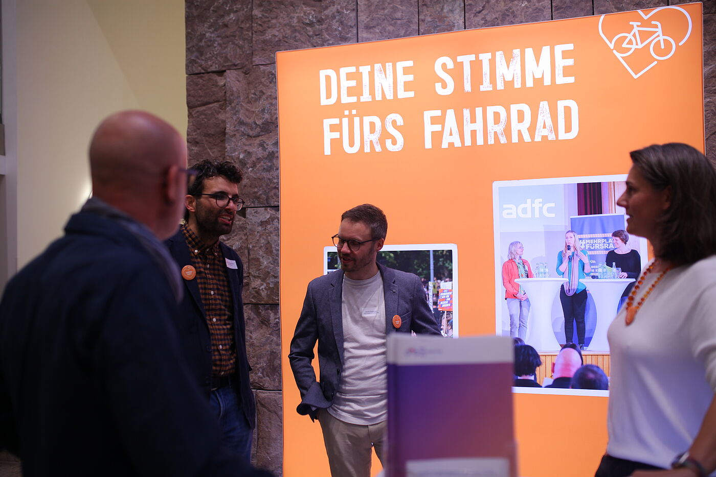 Verkehrspolitischer Abend "Wirtschaftsfaktor Fahrrad": ADFC im Gespräch mit Gästen