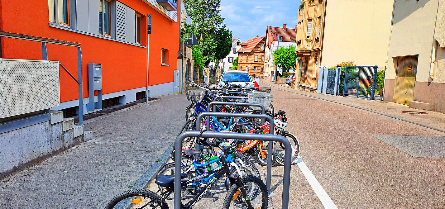 Die Kriegsstraße in Heidelberg-Handschuhsheim