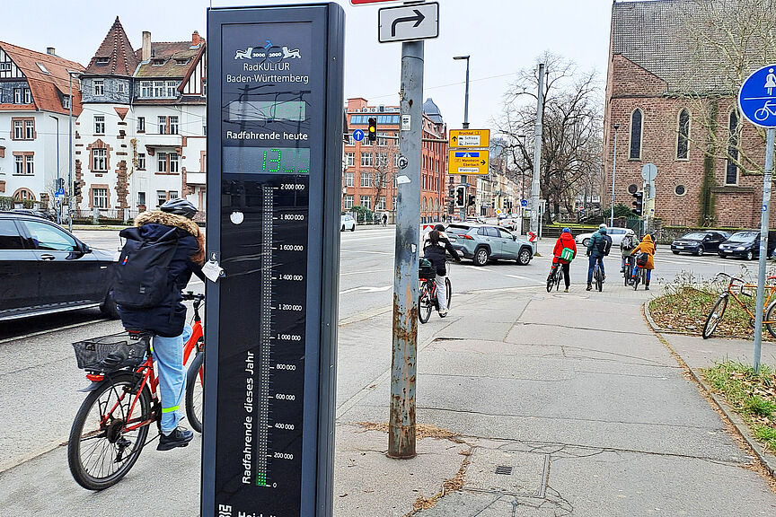 Fahrradzählanlage Ernst-Walz-Brücke Fahrradzählanlage Ernst-Walz-Brücke